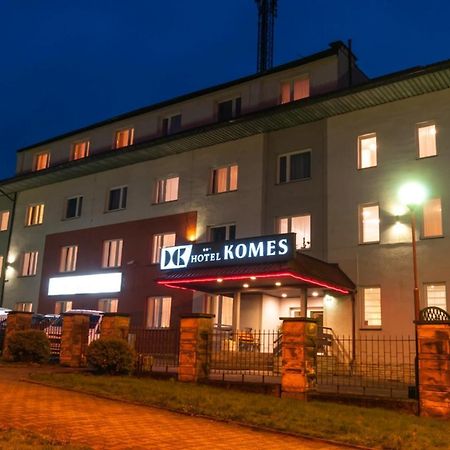 Skarżysko-Kamienna Hotel Komes מראה חיצוני תמונה